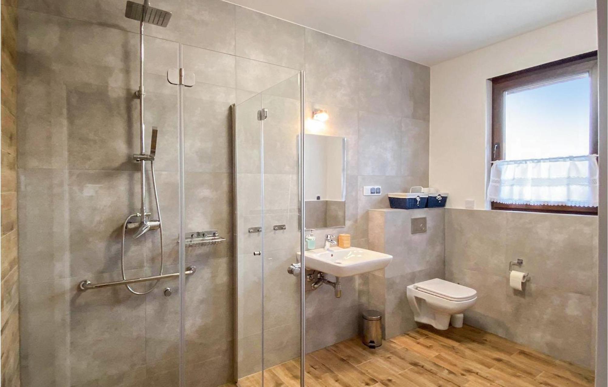 3 Bedroom Nice Home In Wiselka Bagian luar foto